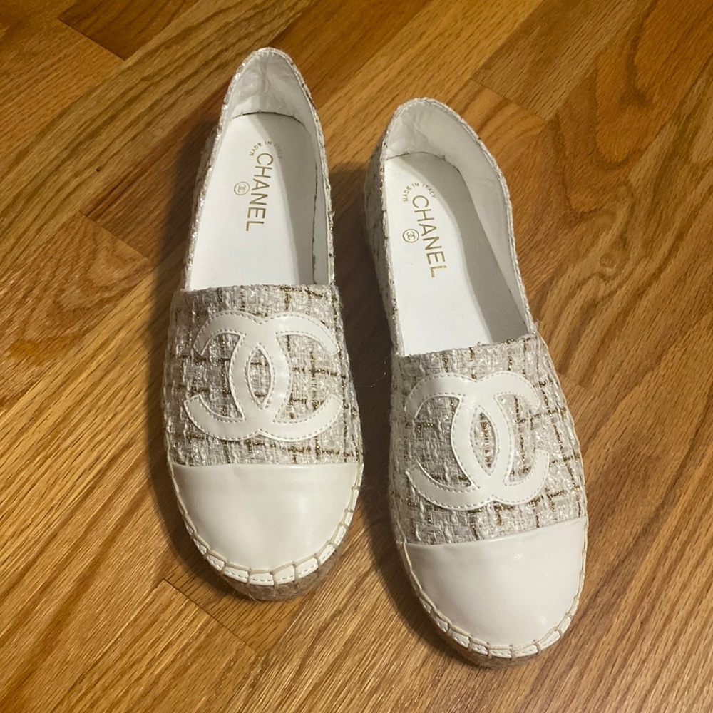 White/Gold espadrilles NWOT